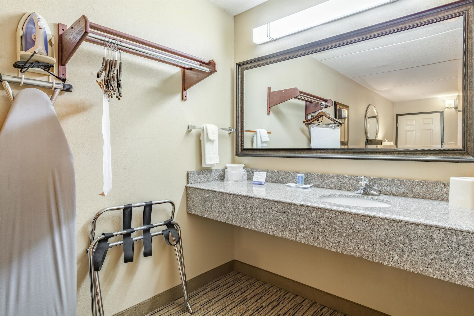 Surestay Hotel By Best Western Tupelo North מראה חיצוני תמונה